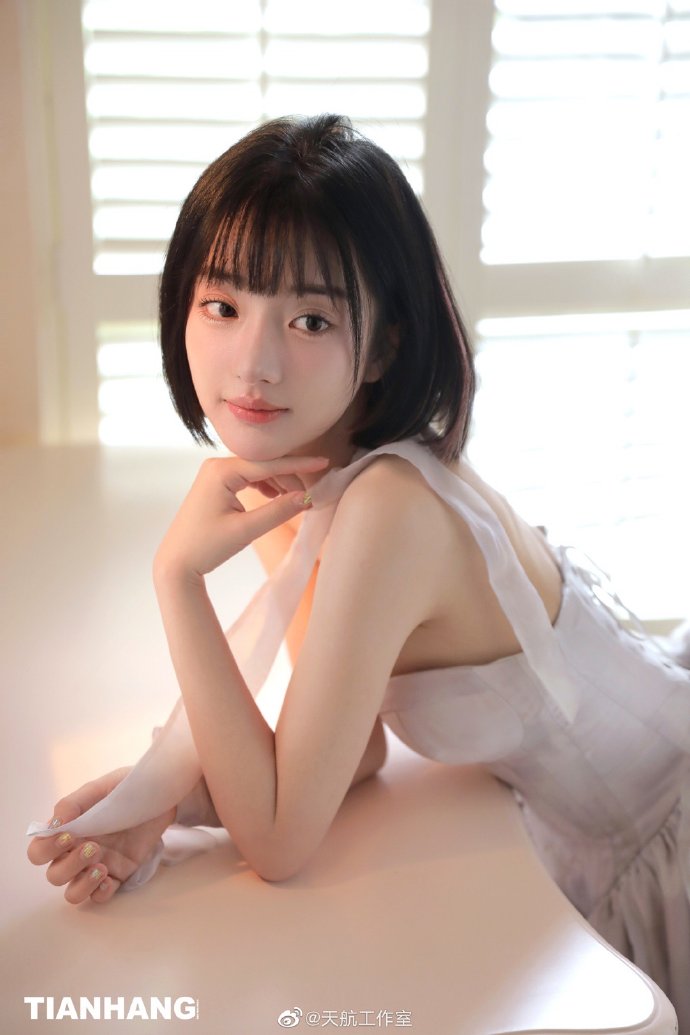 蜘蛛侠纵横宇宙 封面